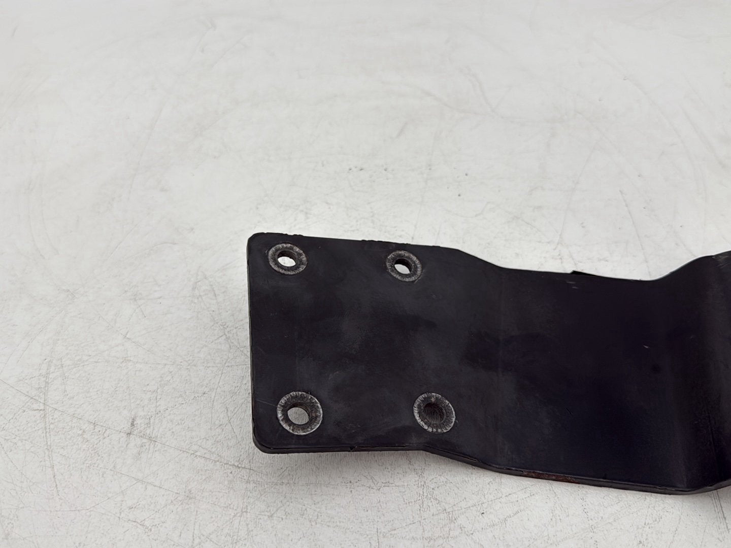 1999 - 2006 Harley-Davidson Dyna Super Glide Exhaust System Support Bracket Holder