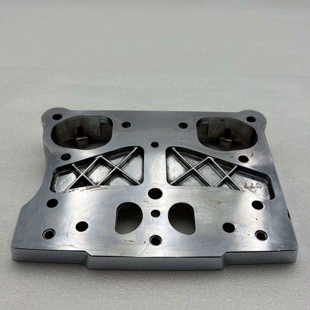 2007 - 2013 Harley-Davidson Touring Electra Glide Ultra Twin Cam Lower 1 Rocker Box 17543-99A 17543-99