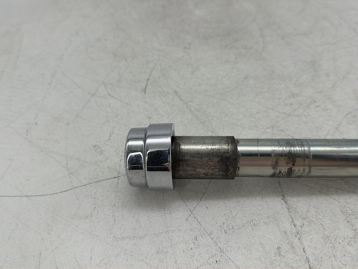 2006 Harley Electra Glide Touring Ultra FLHTCUI OEM Front Wheel Axle Bolt Shaft