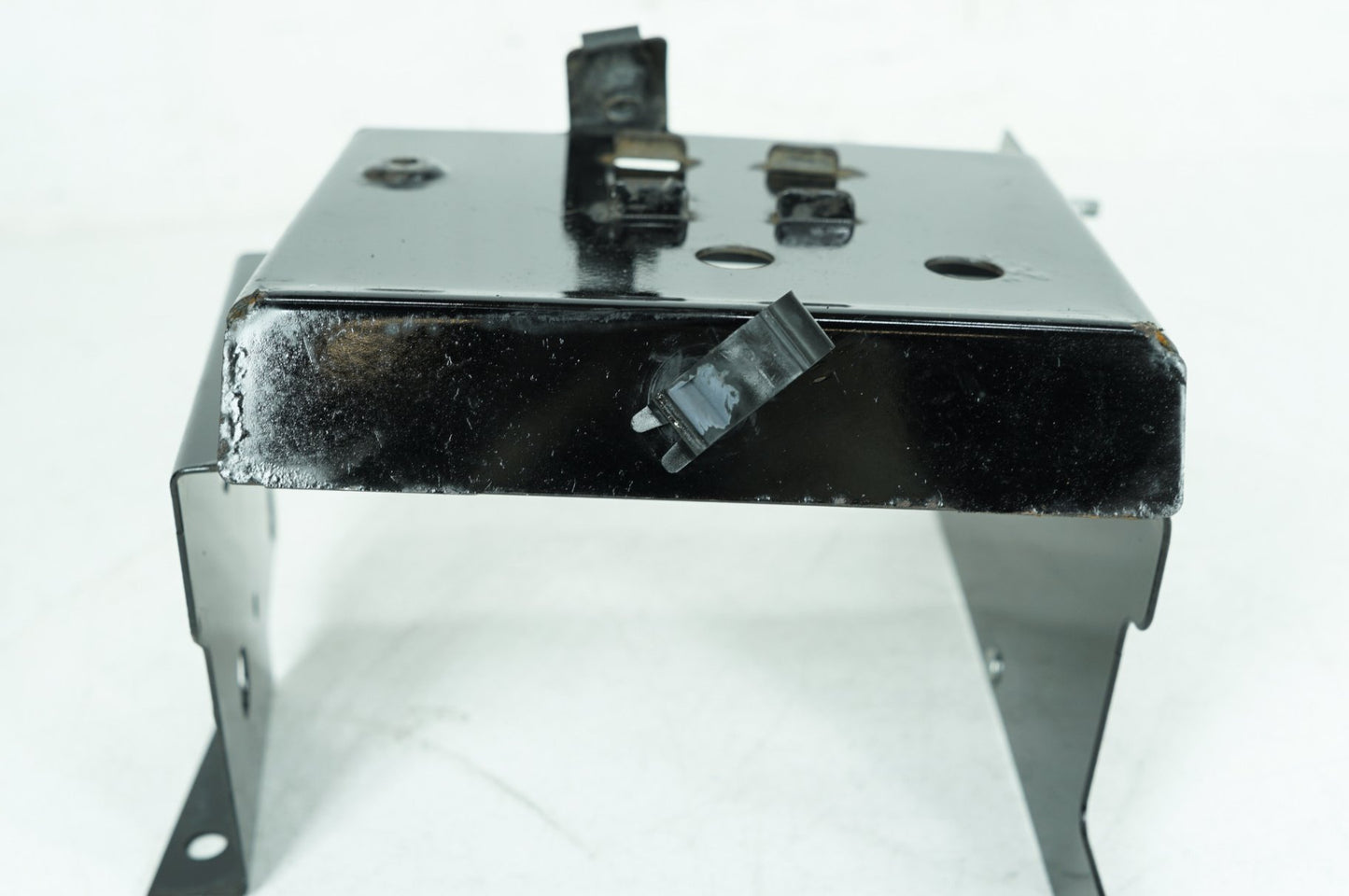 1999 - 2006 Harley-Davidson Touring Street Glide Battery Tray Bracket Holder Carrier  	66281-02A