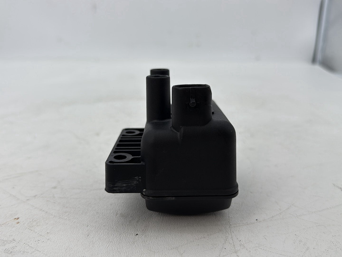 1999 - 2006 Harley-Davidson Touring Road King Police Ignition Coil Spark Igniter 31639-99