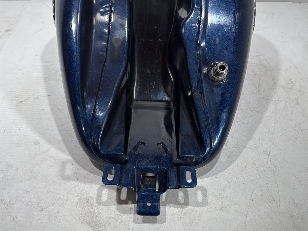 2012 Harley Electra Glide Touring Ultra OEM Fuel Gas Tank Gasoline Reservoir