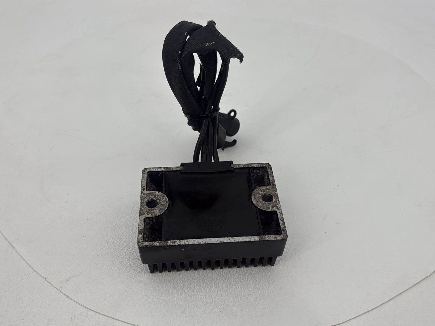 2004 - 2022 Harley-Davidson Sportster 1200 Nightster Voltage Regulator Rectifier   	74711-08