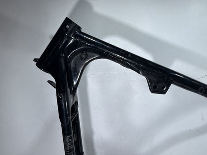 2001 Harley Sportster 883 Hugger XLH883 OEM Body Main Frame Chassis CLN CLR