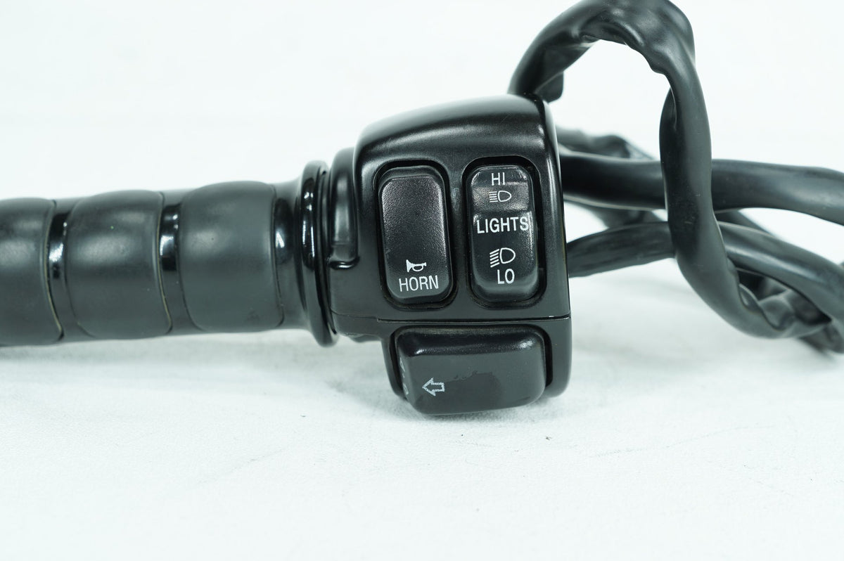 04 Harley Softail Heritage OEM Left Turn Signal Headlight Switches Controls