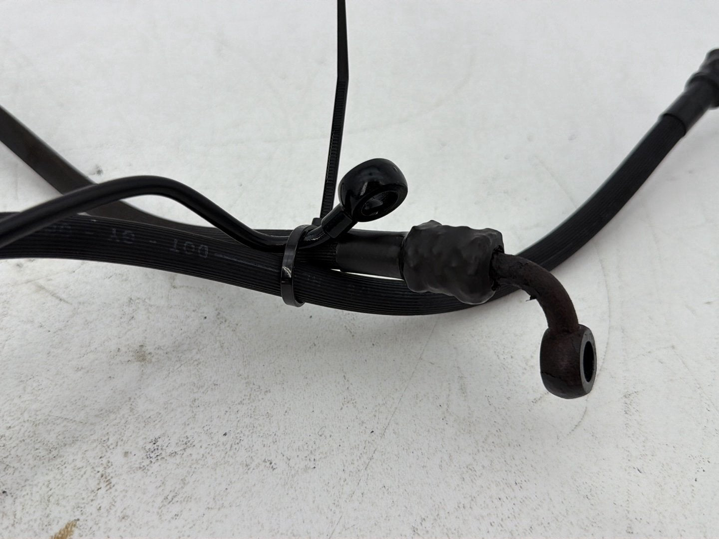 1984 - 1998 Harley-Davidson Touring Electra Glide Classic Front Brake Hose Line Pipe  	43349-84D