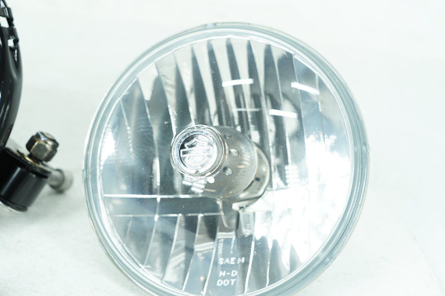Harley-Davidson Misc  Headlight Headlamp Head Light Halogen 67881-96B