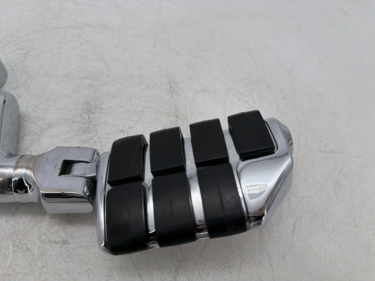 01 Harley Heritage Softail Front Right Left Highway Foot Pegs Kuryakyn 7993