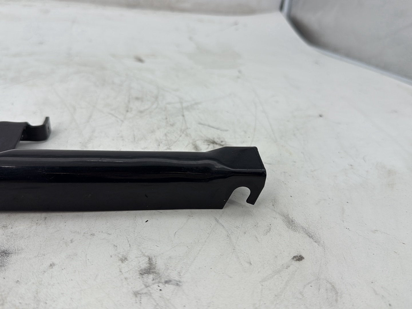 2002 Harley Heritage Softail Classic FLSTC OEM Seat Bracket Mount Support Mounting