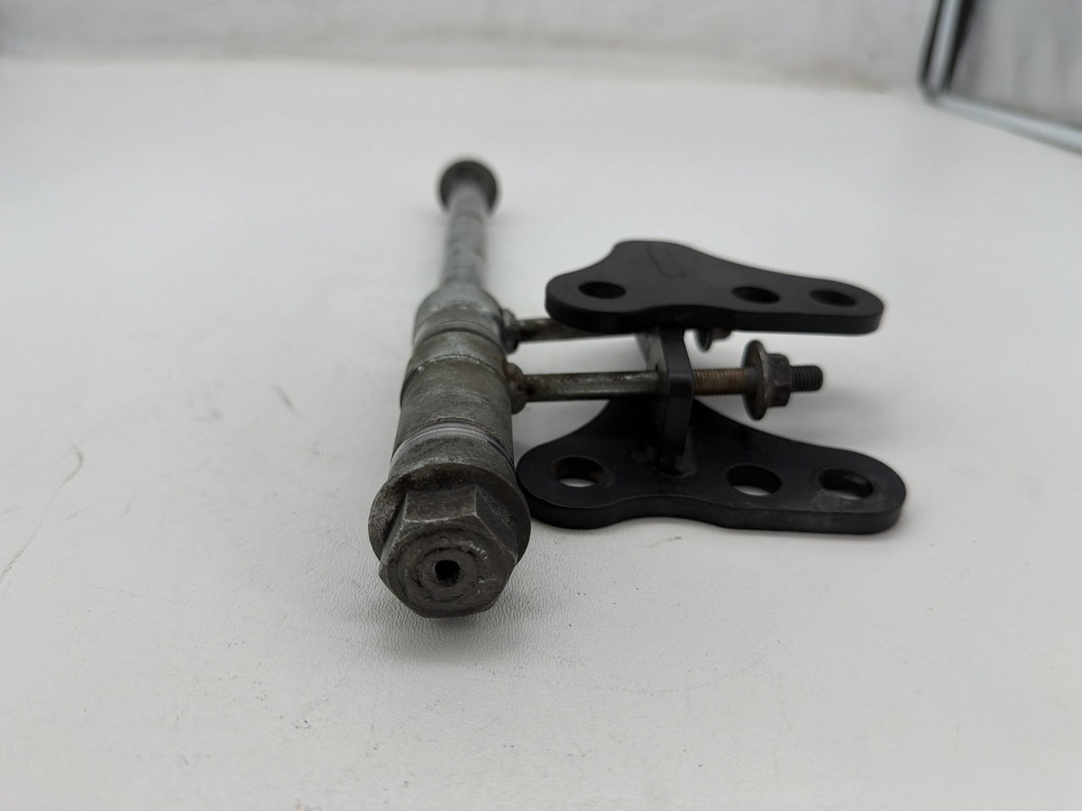 1995 Harley Electra Glide Touring Classic OEM Rear Wheel Axle Bolt Shaft