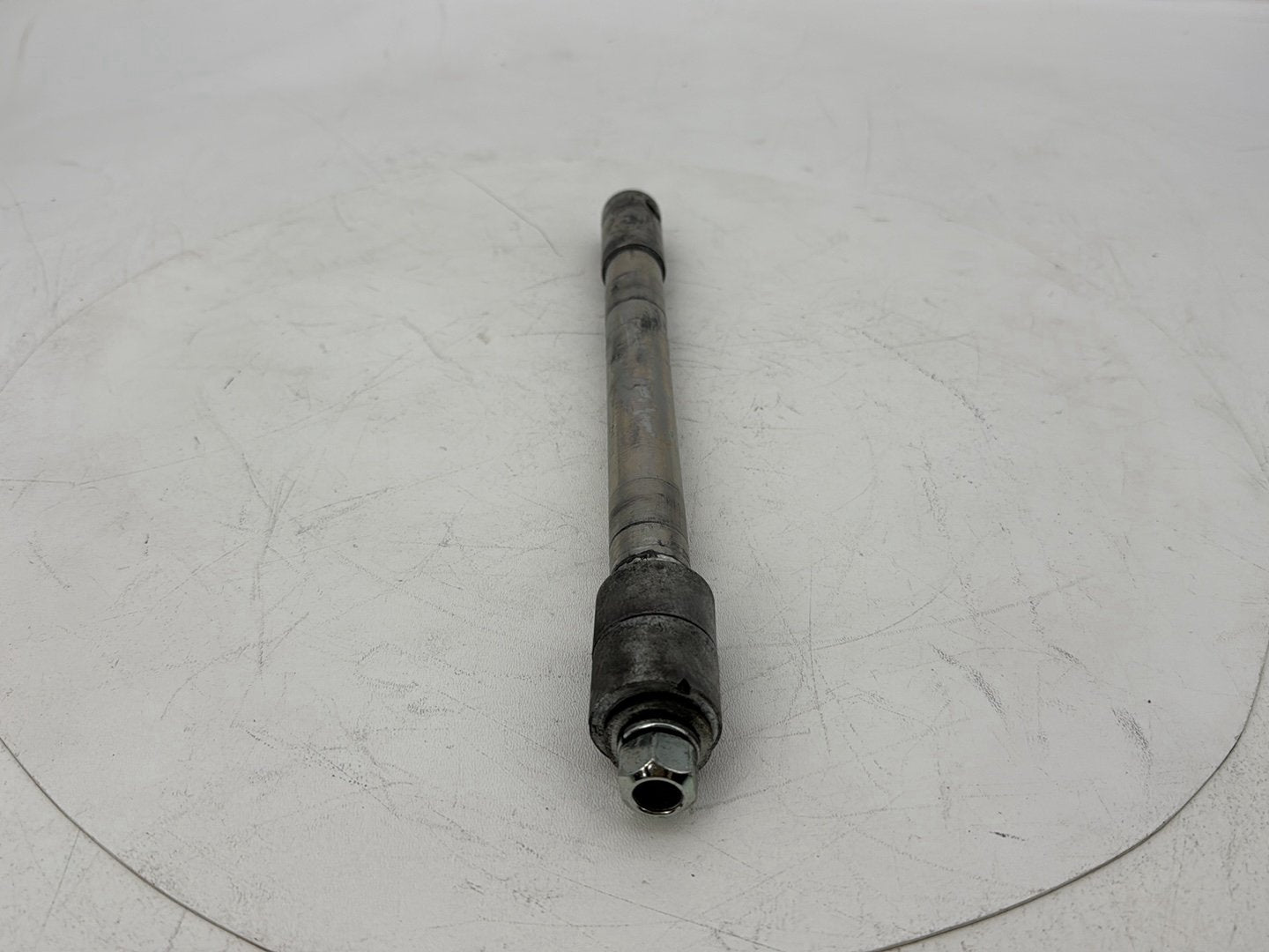 2007 - 2012 Harley-Davidson Touring Electra Glide Ultra Front Wheel Axle Bolt Shaft 43364-00