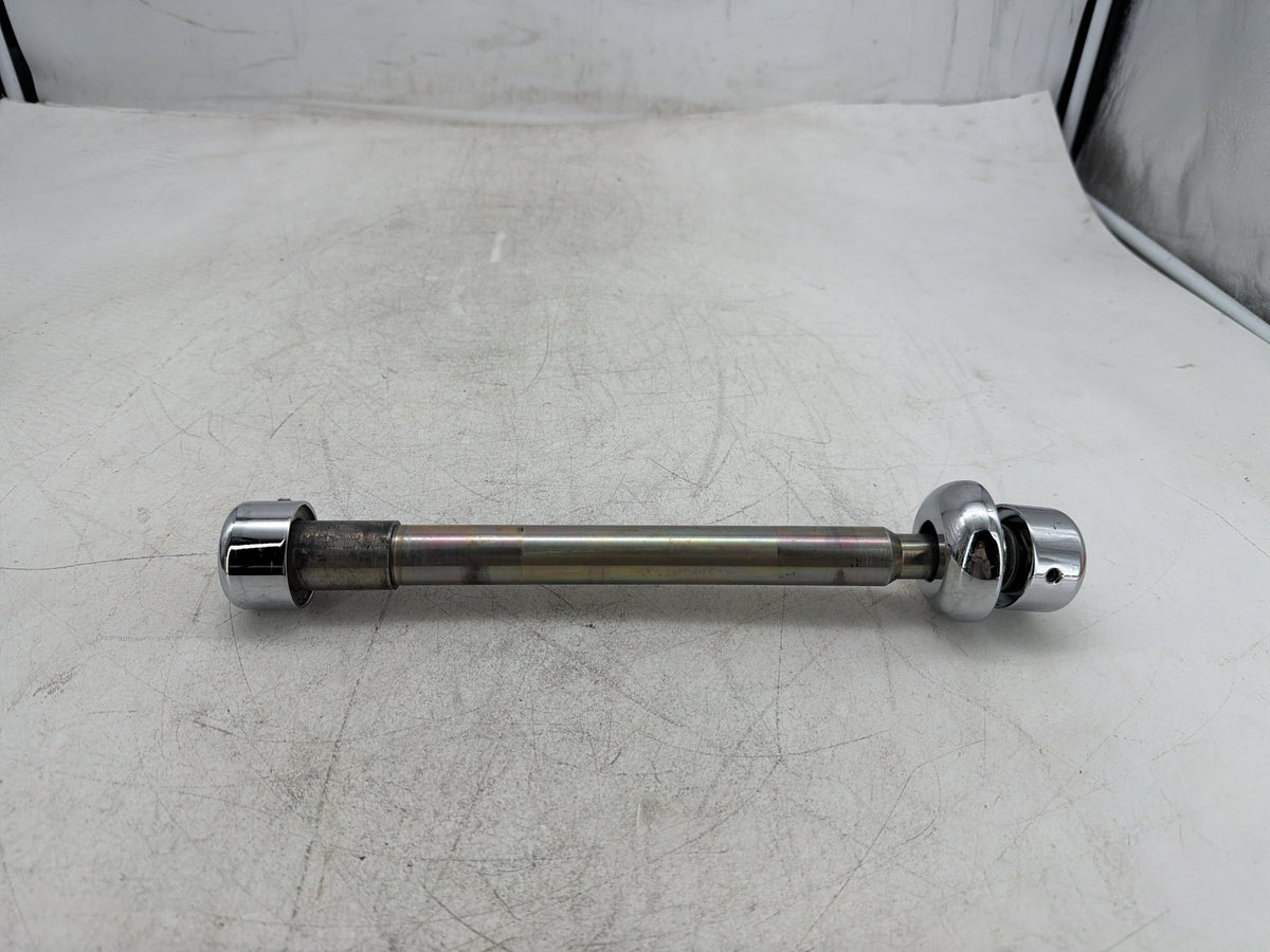 2009 Harley Electra Glide Touring CVO Screamin Eagle Front Wheel Axle Bolt Shaft