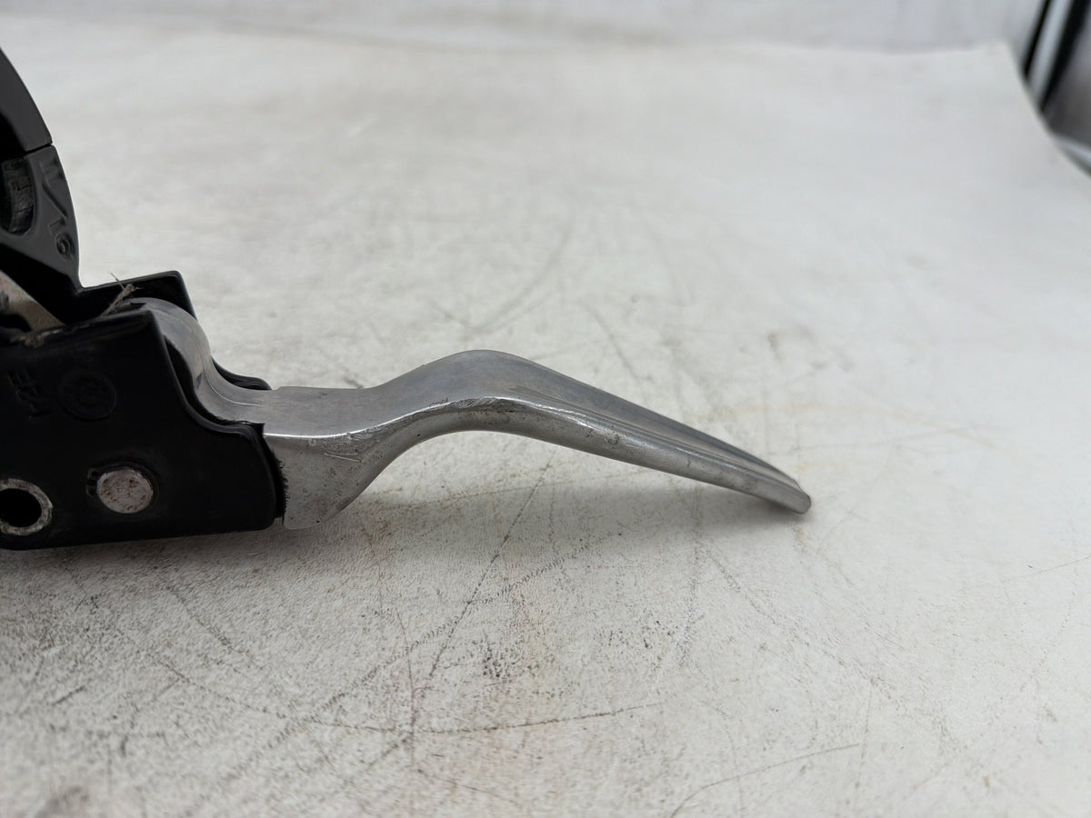 95 Harley Electra Glide Touring FLHT OEM Front Right Brake Lever Master Cylinder