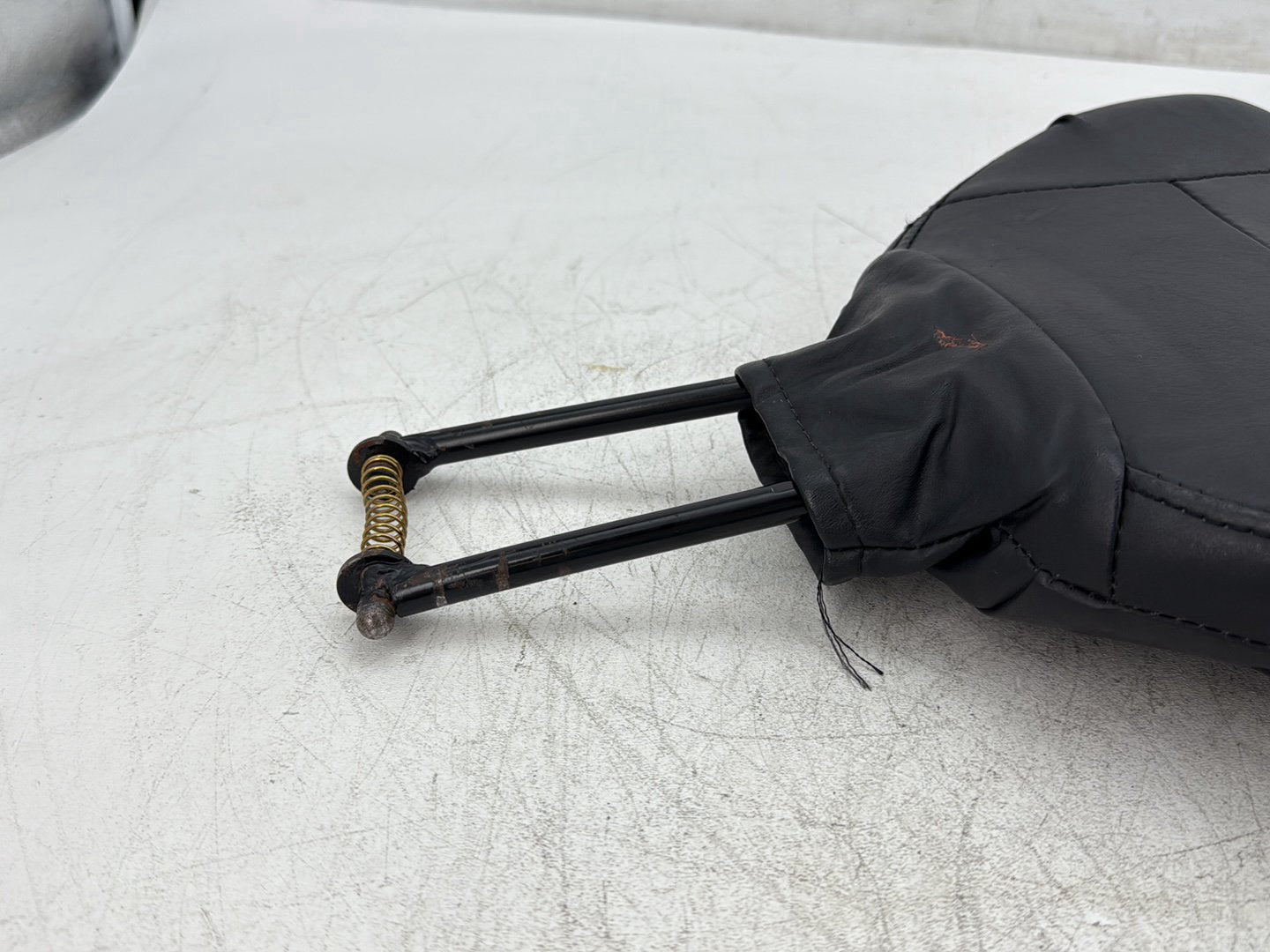 2005 Harley Electra Glide Touring Ultra FLHTCUI OEM Rider Driver Backrest Adjustable Cushion Pad