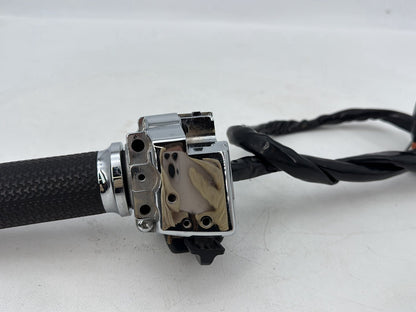 2007 - 2011 Harley-Davidson Touring Electra Glide Ultra Right Engine Start Kill Switches Controls 71684-06A