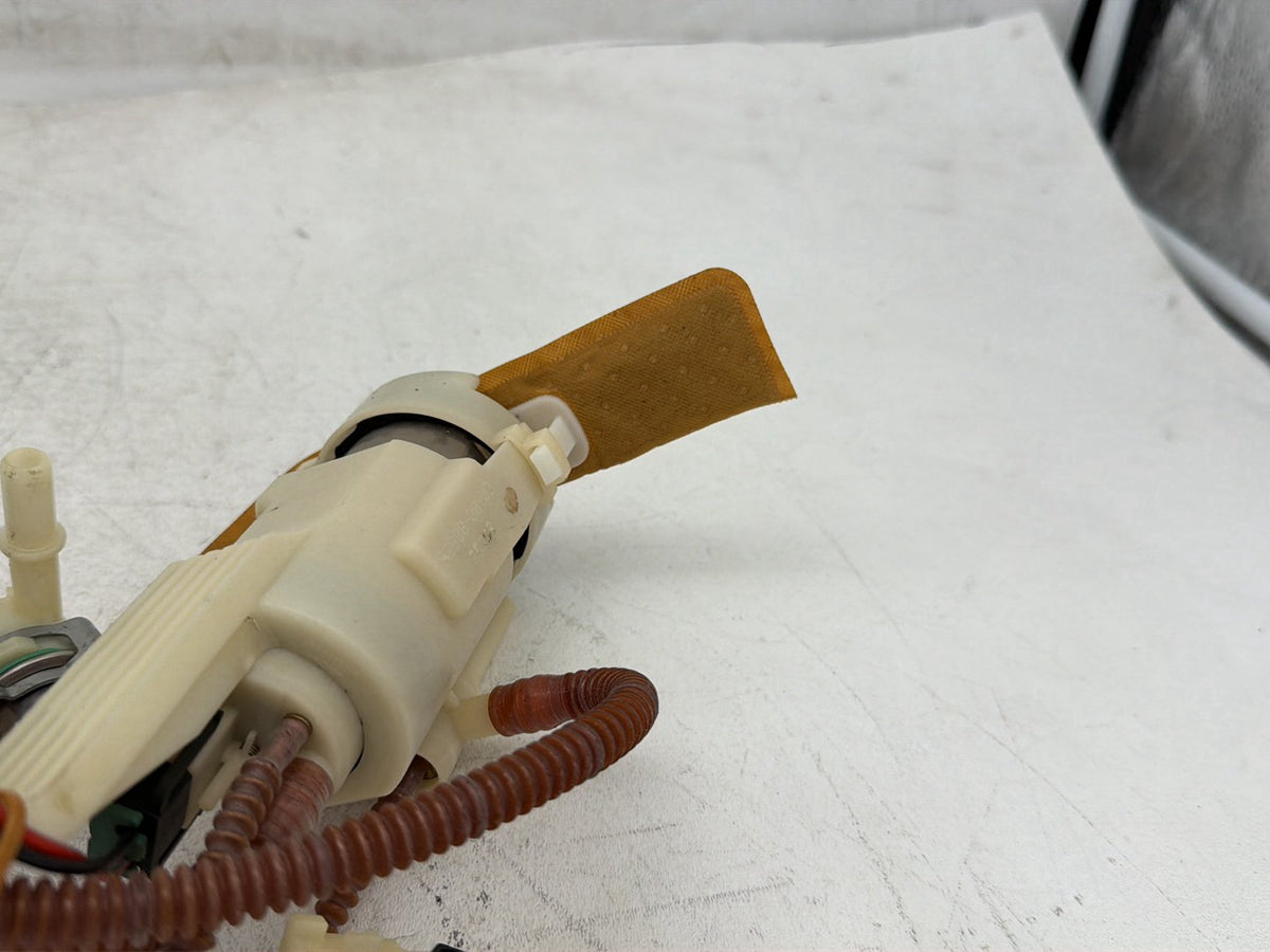 2009 Harley Road Glide Touring FLTR OEM Fuel Pump Gas Gasoline Petrol Sending