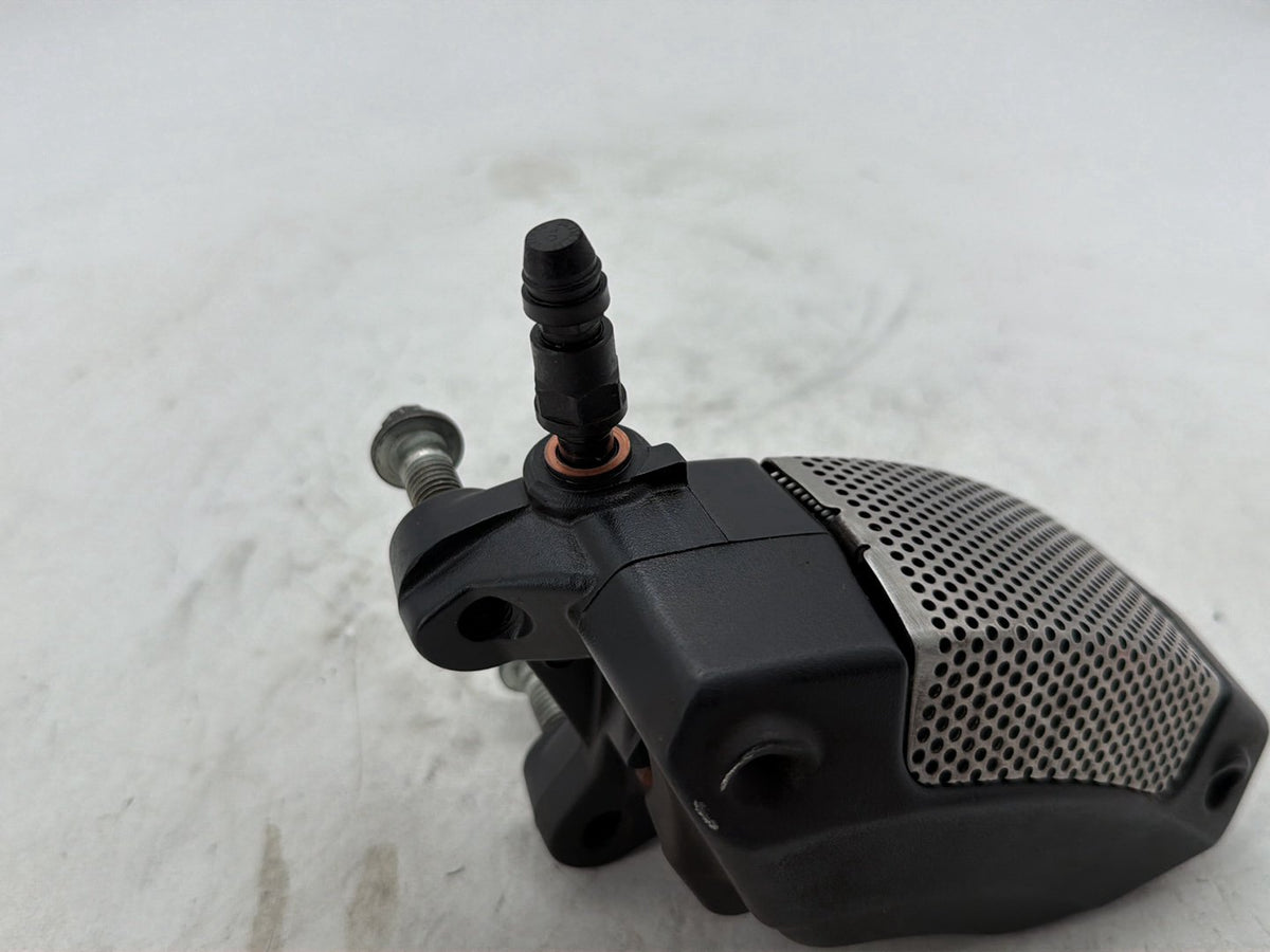 2011 Harley Road Glide Touring FLTRX OEM Front Right 1 Brake Caliper