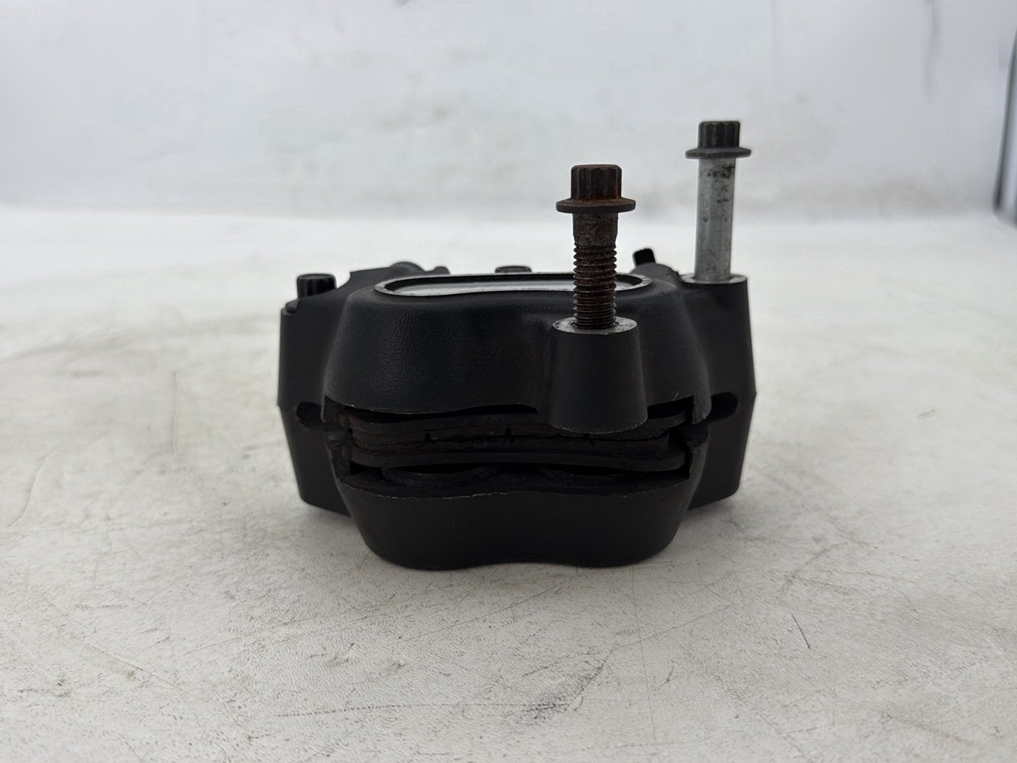 2015 Harley Dyna Low Rider FXDL OEM Front Right 1 Brake Caliper