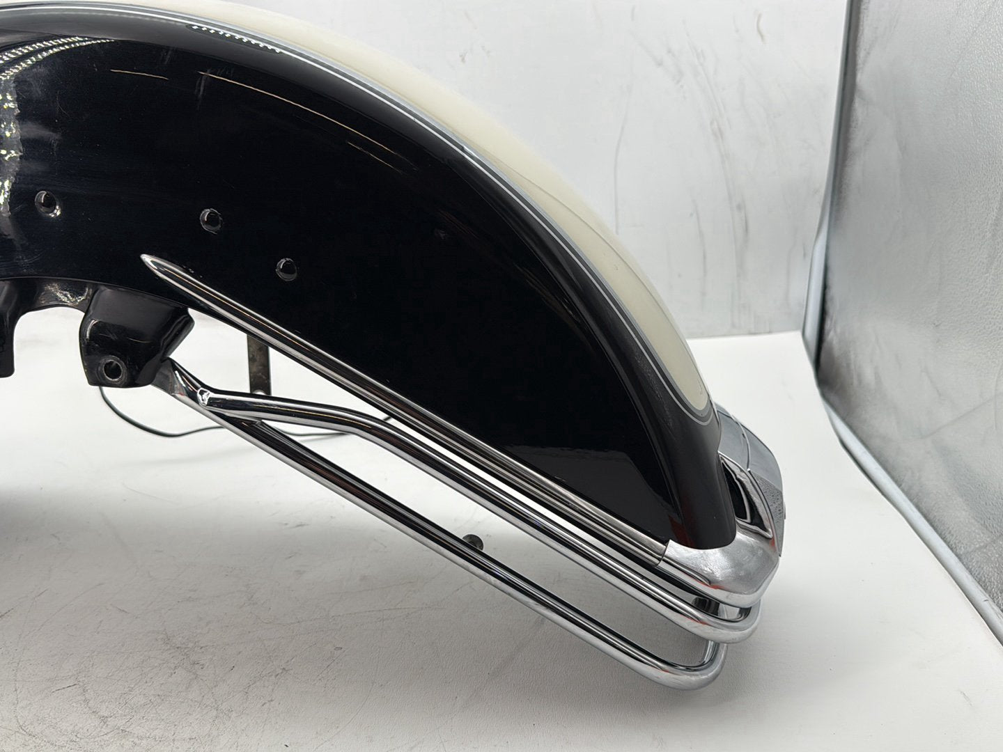2007 Harley Touring FLHTP Electra Glide Police OEM Front Wheel Fender Shell Panel