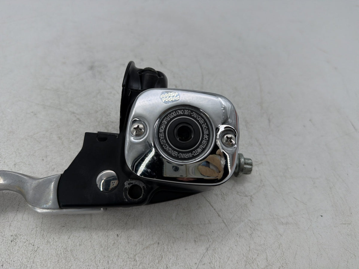 2005 Harley Dyna Super Glide Custom OEM Front Right Brake Lever Master Cylinder
