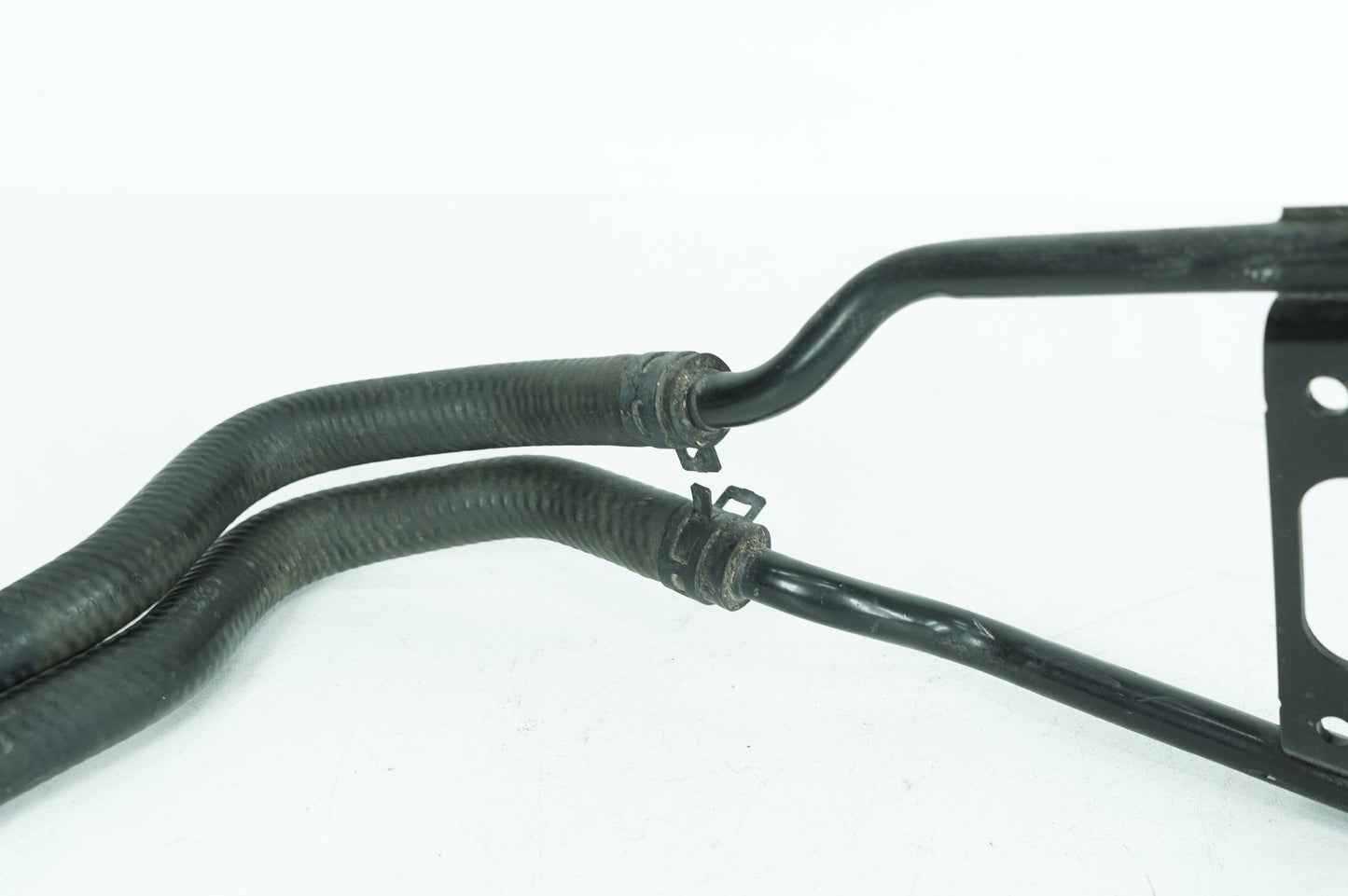 2008 - 2016 Harley-Davidson Touring Electra Glide Ultra Water Cooling Pump Downtube Hose Pipe 26900003