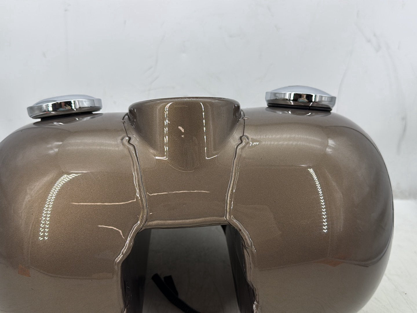 2004 Harley Road King Touring Custom FLHRSI OEM Fuel Gas Tank Gasoline Reservoir