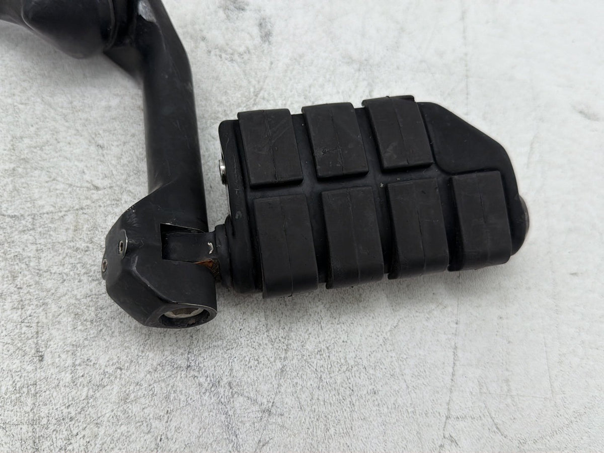 2009 Harley Street Glide Touring FLHX Front Driver Highway 1 Foot Peg Rest