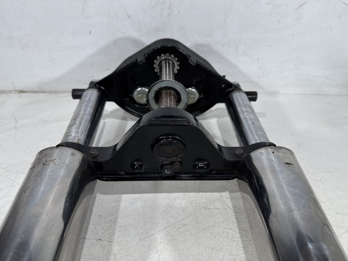 2013 Harley Street Glide Touring Front Triple Tree Set & LH RH Fork Legs Sliders