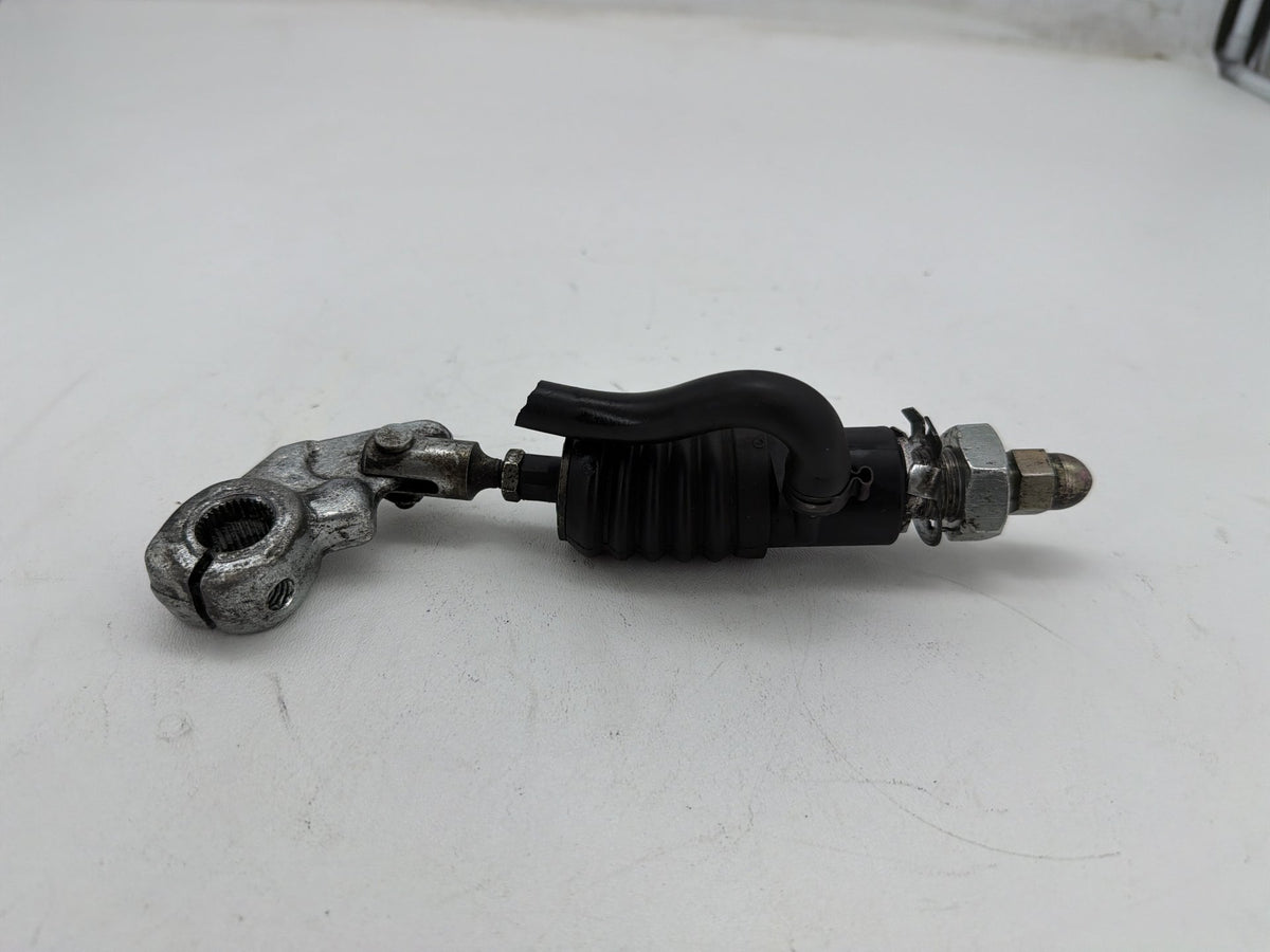 95 Harley Electra Glide Touring Classic OEM Rear Brake Master Cylinder Reservoir