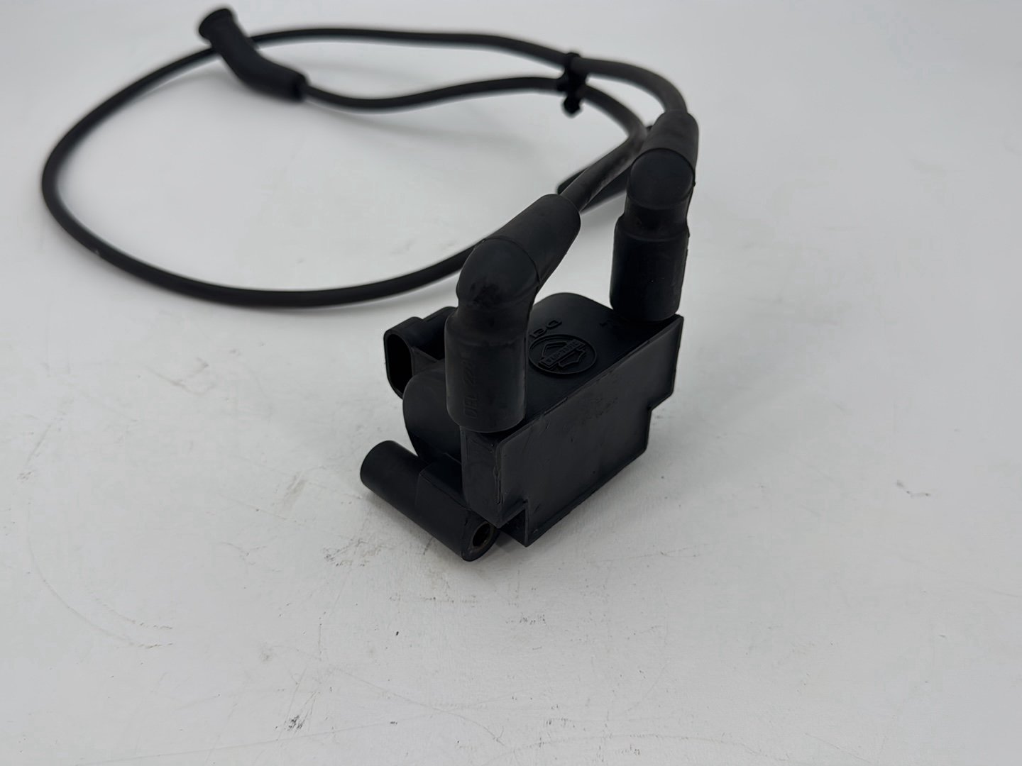 2007 - 2012 Harley-Davidson Touring Road Glide Ignition Coil Spark Igniter 31696-07A