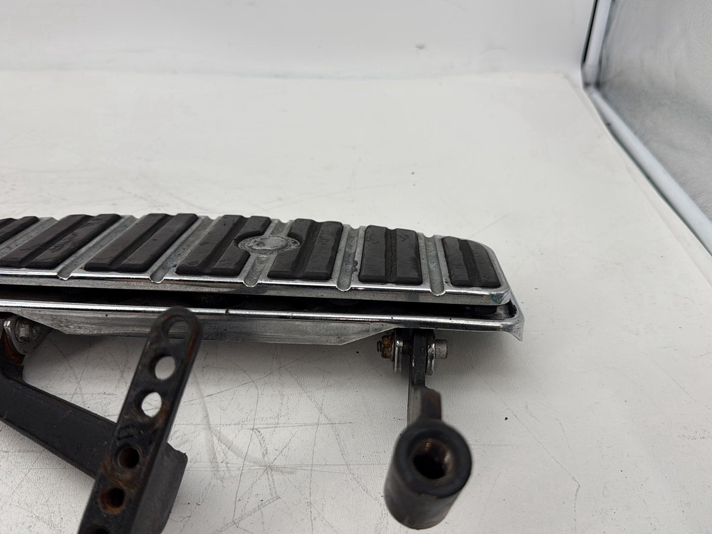 2006 Harley Touring FLHRI Road King OEM Left Right Driver Floorboard Foot Rest