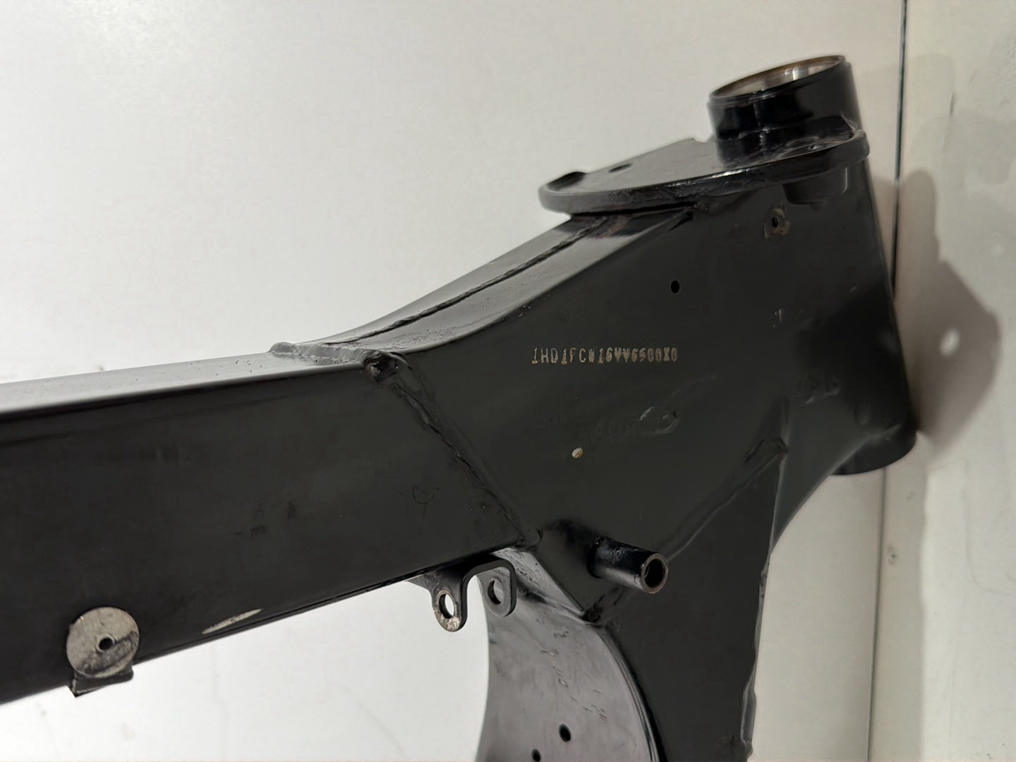 2000 Harley Electra Glide Touring Ultra FLHTCUI OEM Body Main Frame Chassis SLVG