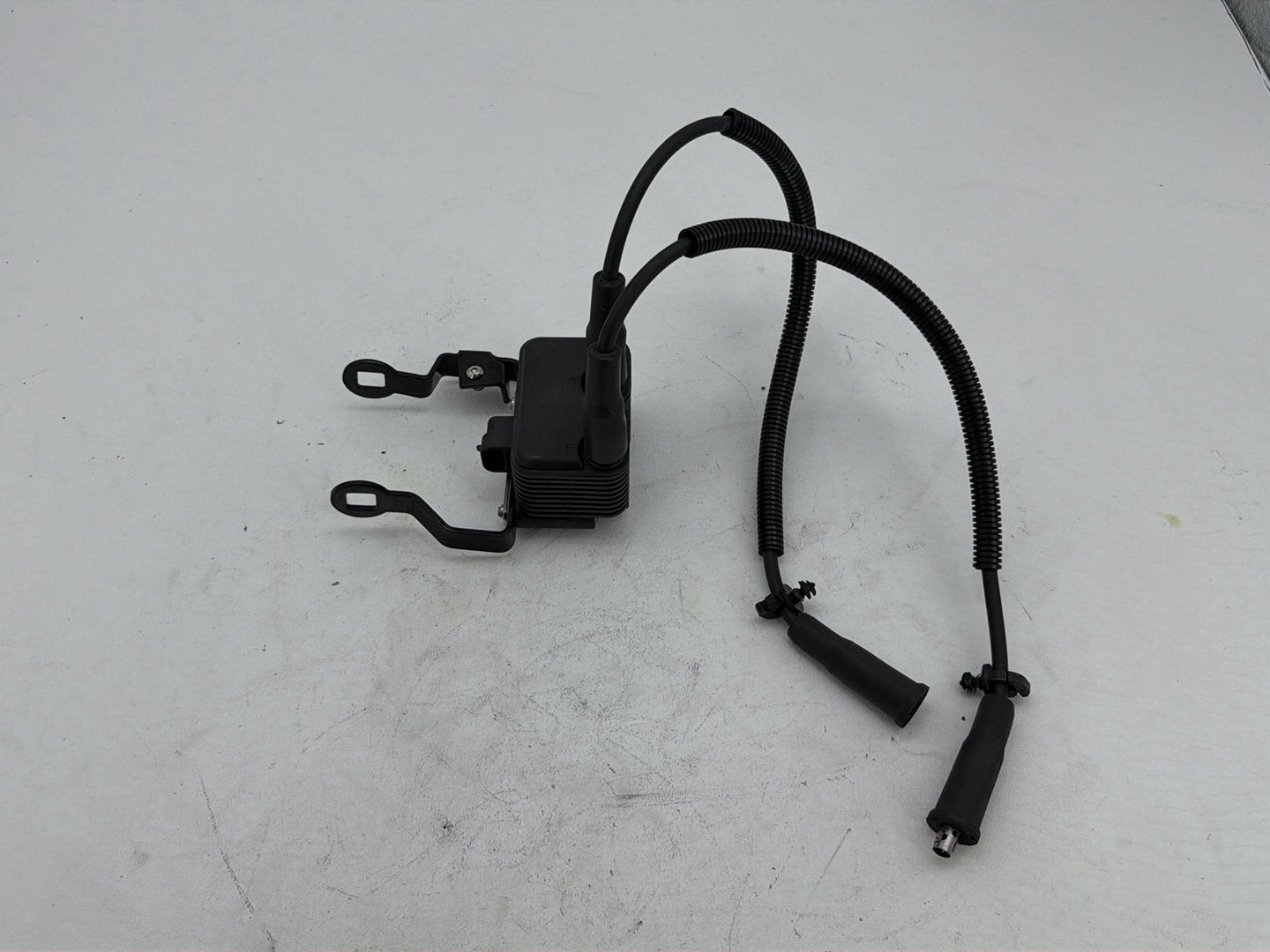 2006 Harley Sportster 883 XL883 OEM Ignition Coil Spark Plugs Cable