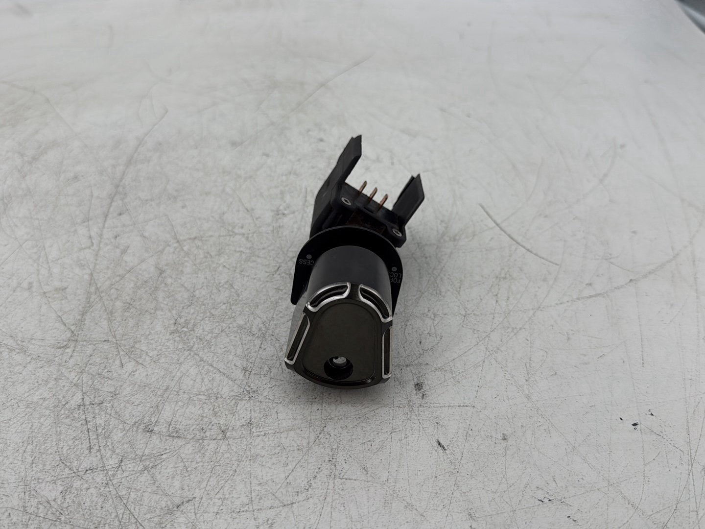 2012 Harley Road Glide Touring FLTRX Custom OEM Ignition Switch Cylinder Barrel Lockset NOKey