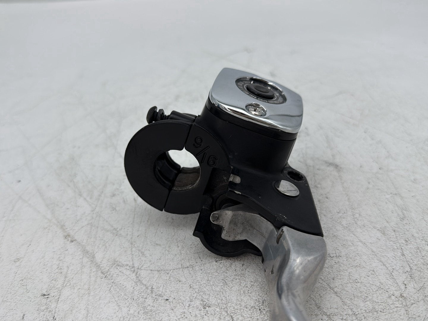 1997 Harley Softail Fat Boy FLSTF OEM Front Right Brake Lever Master Cylinder