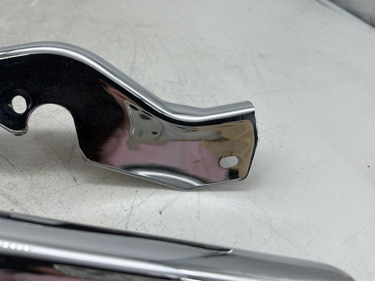 2006 Harley Electra Glide Touring Ultra FLHTCUI OEM Rear Left Right Fender Struts Bracket