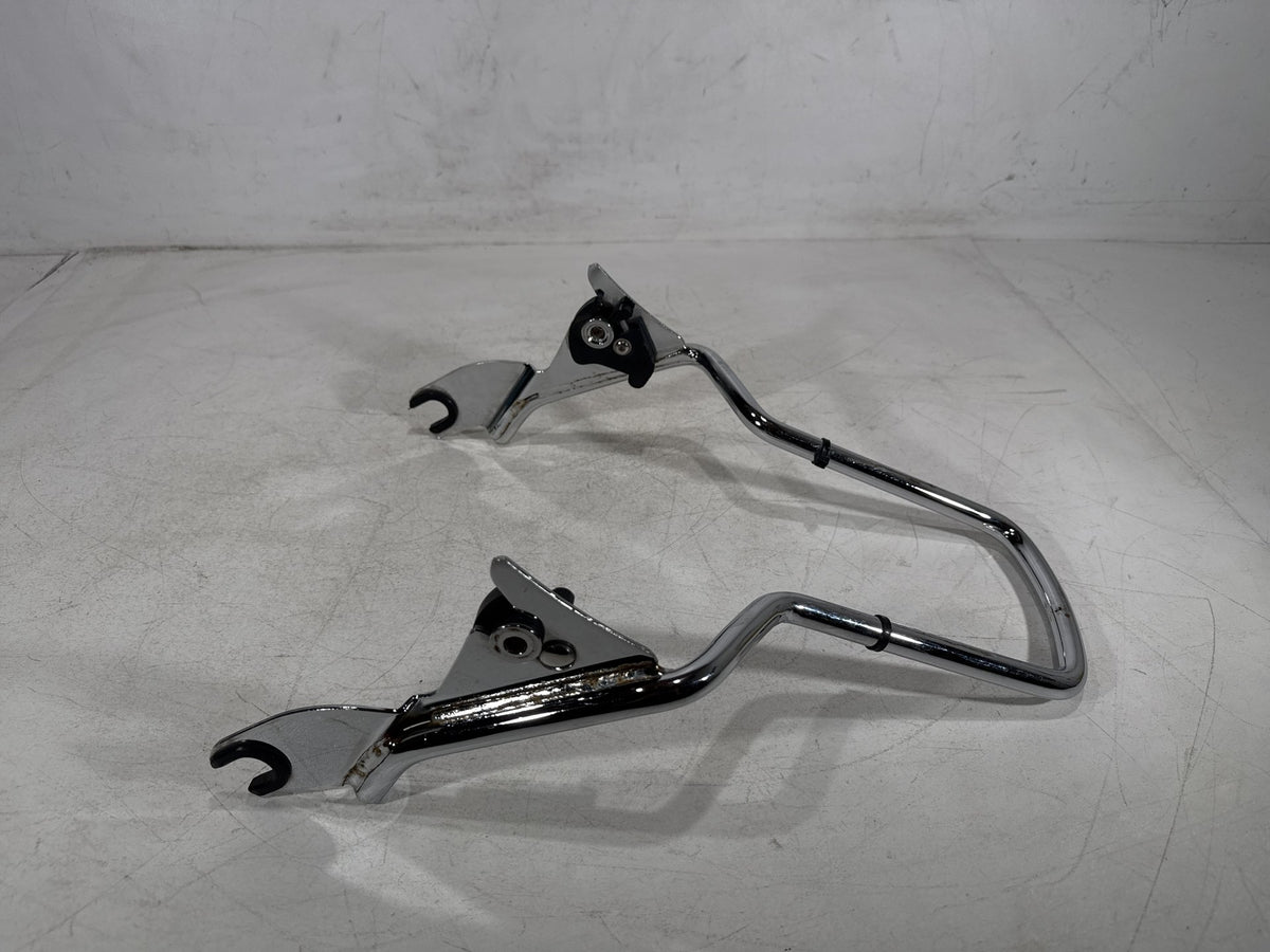 2013 Harley Street Glide Touring FLHX OEM Rear Back Sissy Bar Rail Sissybar