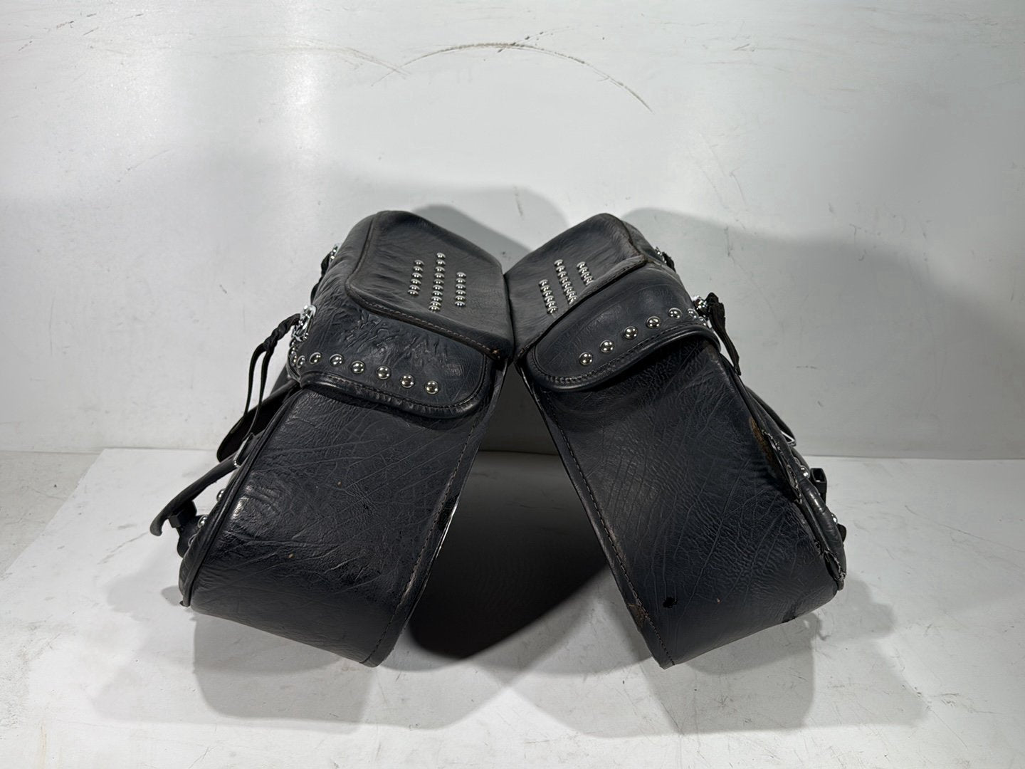1997 Harley Softail Fat Boy FLSTF OEM Rear Left Right Saddlebags Luggage Leather