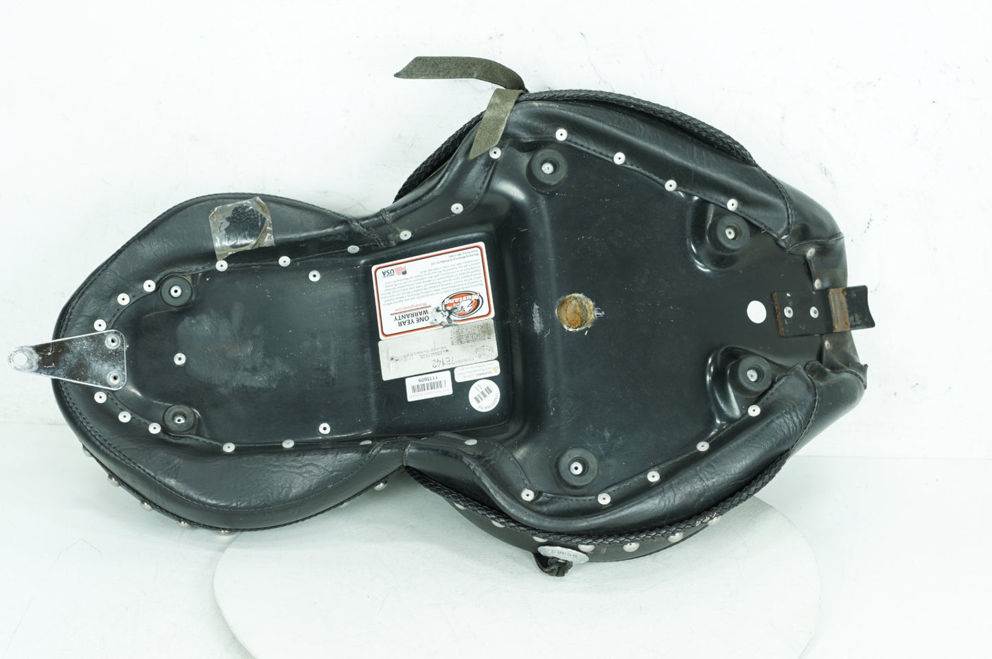 2004 - 2013 Harley-Davidson Sportster Custom Passenger Rider Driver Seat Saddle MUSTANG