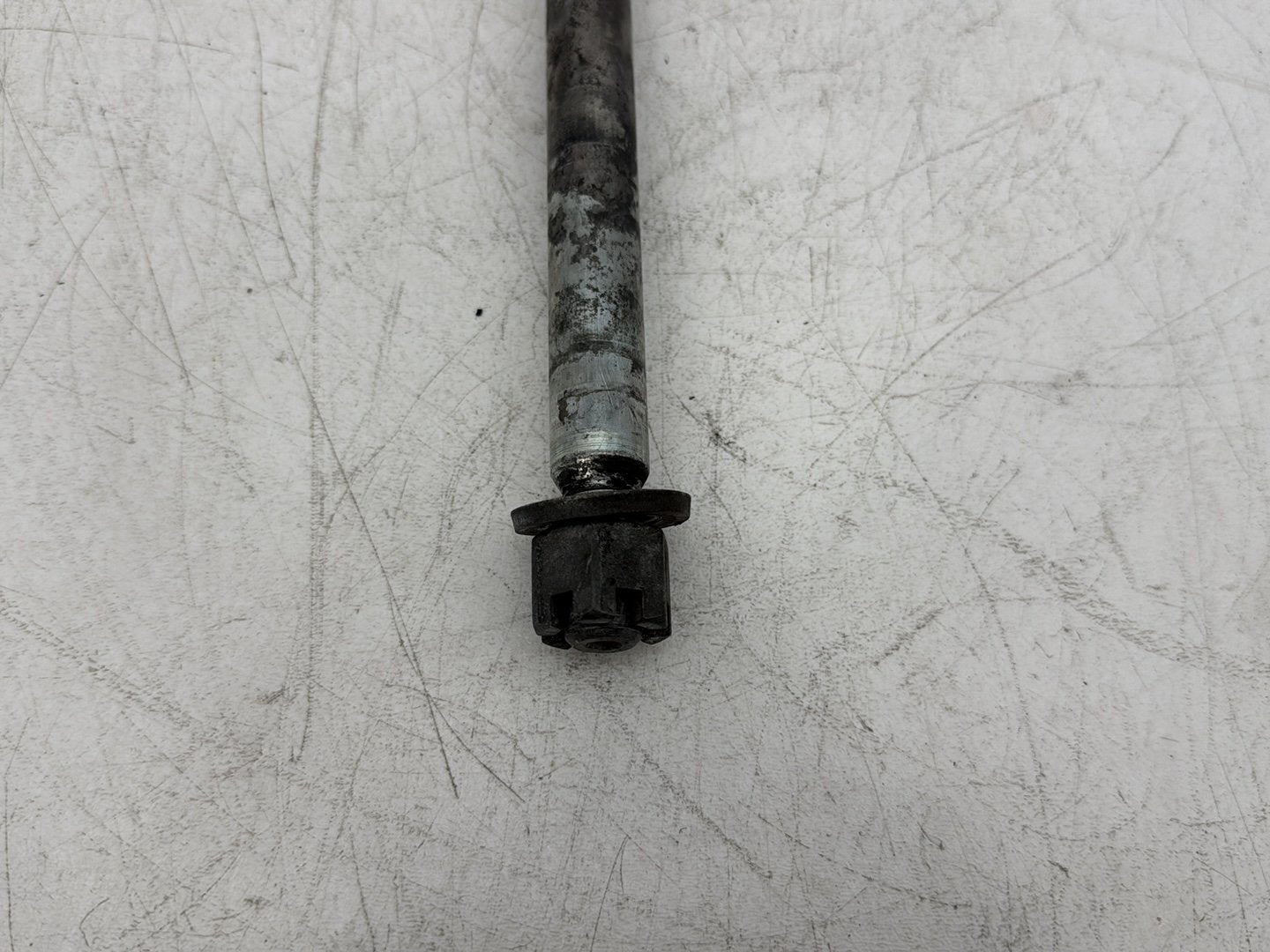 2005 Harley Dyna FXDWG Wide Glide OEM Rear Wheel Axle Bolt Shaft