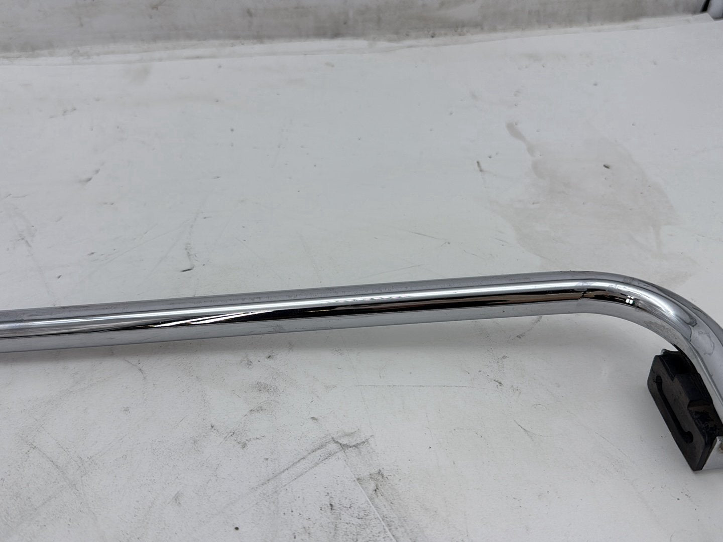 2007 Harley Street Glide Touring FLHX OEM Rear Left Right Saddlebag Guard Rails Bar