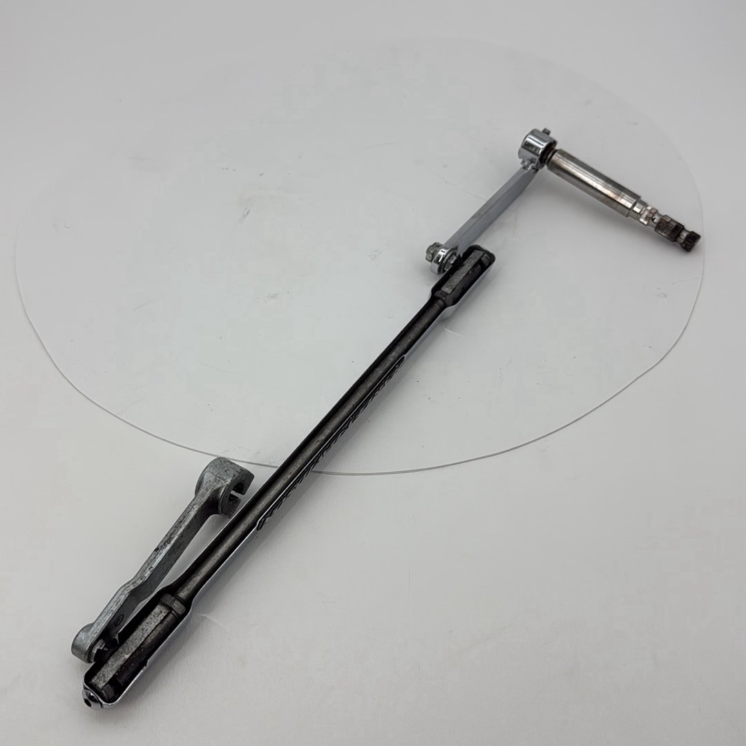 2007 - 2012 Harley-Davidson Touring Street Glide Gear Shifter Lever w/ Rod linkage  	33709-82A