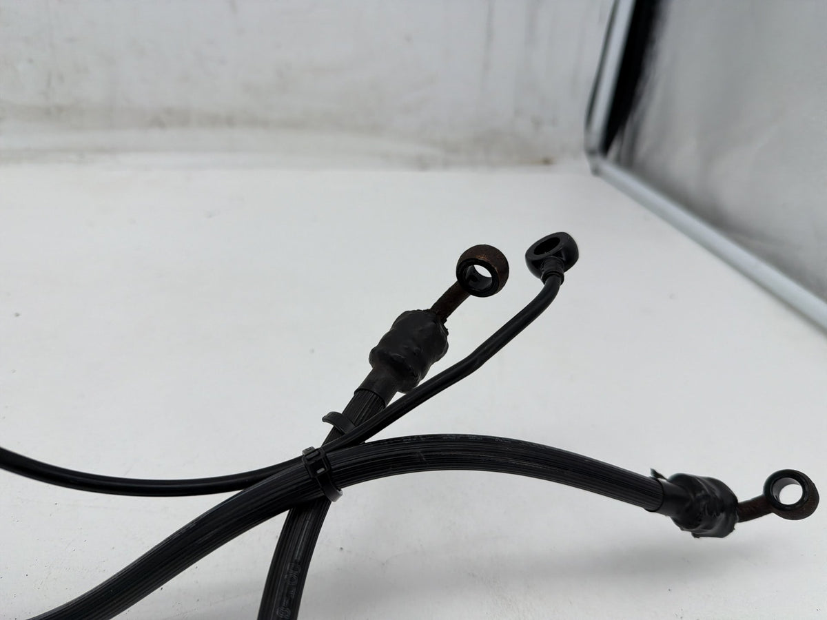 2002 Harley Electra Glide Touring FLHT OEM Front Brake Hose Line Pipe