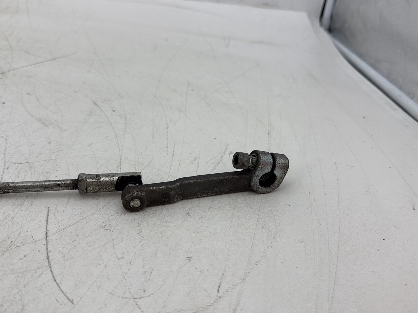 2006 Harley Electra Glide Touring Classic FLHTCI OEM Gear Shifter Lever w/ Rod linkage