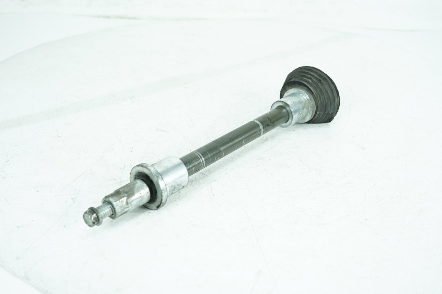 2008 - 2016 Harley-Davidson Touring Electra Glide Ultra Rear Fork Swingarm Pivot Bolt Shaft 47540-11