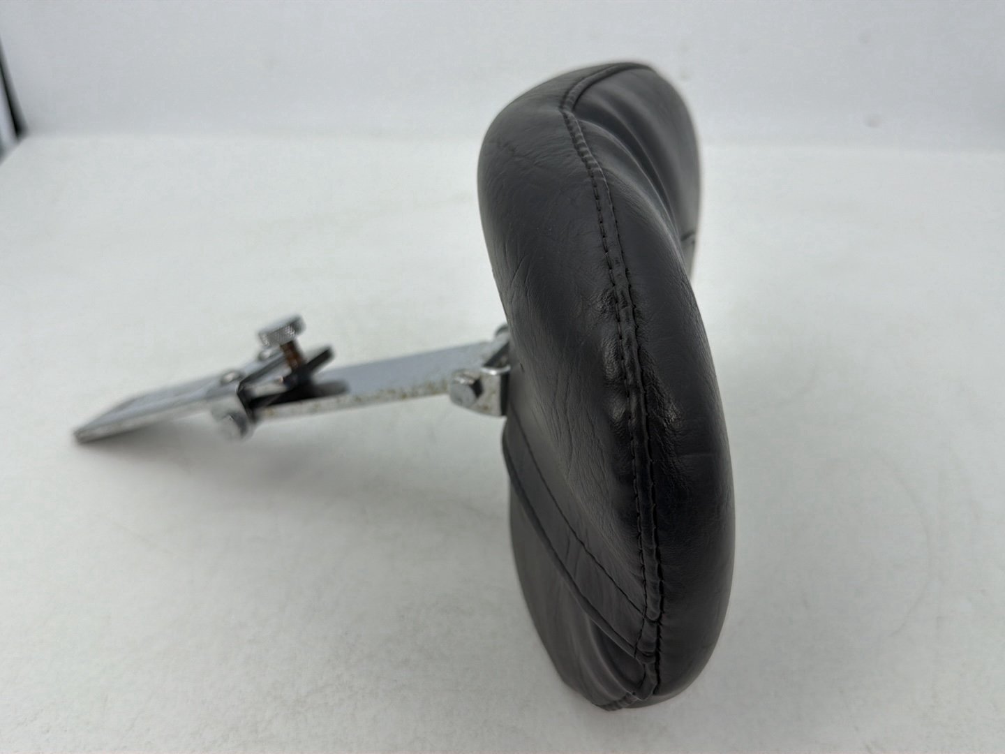 1986 - 1998 Harley-Davidson Softail Heritage Classic Rider Driver Backrest Adjustable Cushion Pad MUSTANG