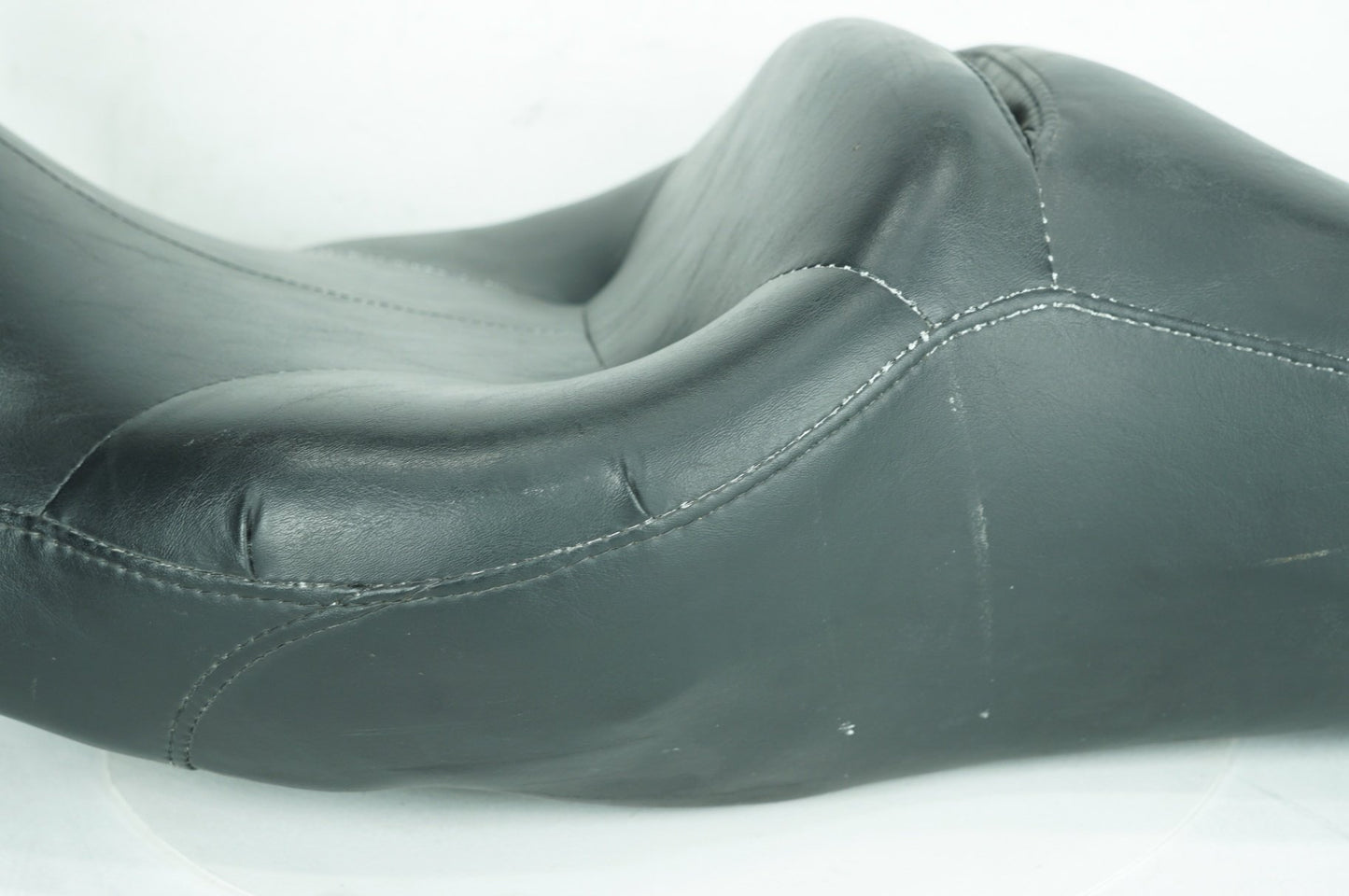 1999 - 2006 Harley-Davidson Touring Electra Glide Classic Passenger Rider Driver Seat Saddle 51703-05