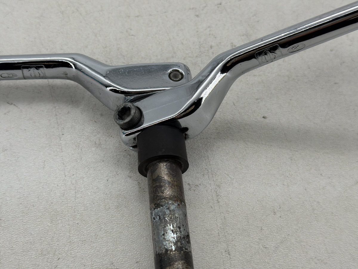 2016 Harley Road Glide Touring FLTRXS OEM Gear Shifter Lever Pedal Pedals