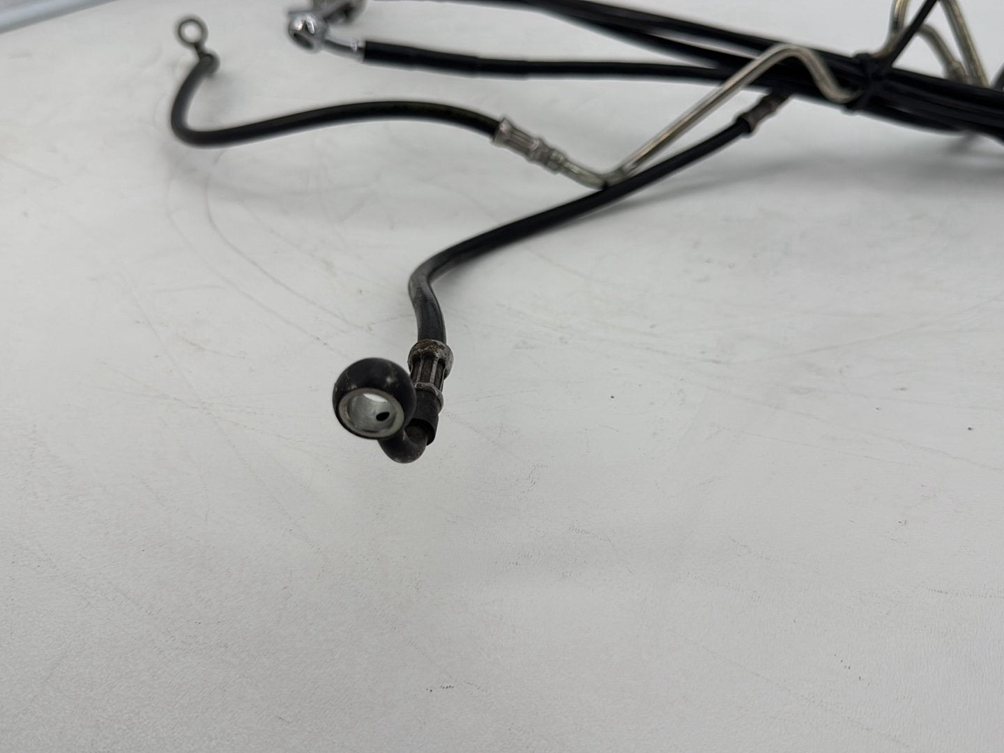 2008 - 2016 Harley-Davidson Touring Electra Glide Ultra Front Brake Hose Line Pipe ABS