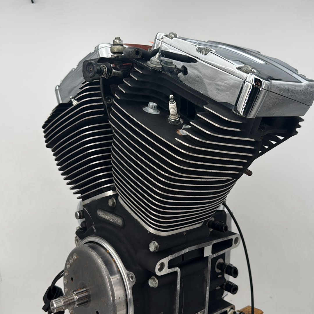 1999 - 2006 Harley-Davidson Dyna Low Rider CARB Twin Cam 88 Engine Motor 16165-99